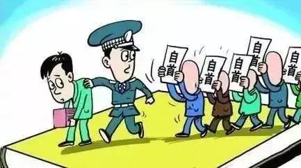 揭秘民警的真实生活，辛酸与挑战并存